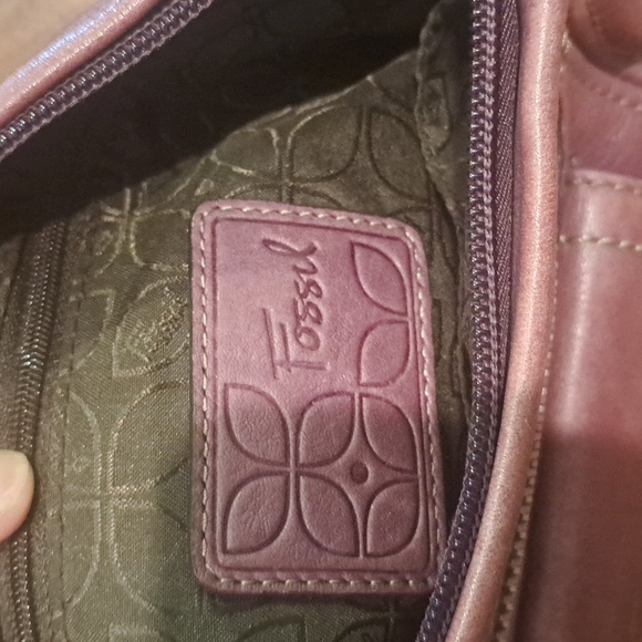 Fossil Purple Leather Shoulder Bag - Picture 9 of 11